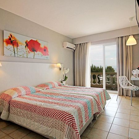 Messonghi Beach Holiday Resort Moraitika Bagian luar foto