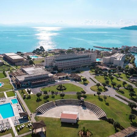Messonghi Beach Holiday Resort Moraitika Bagian luar foto