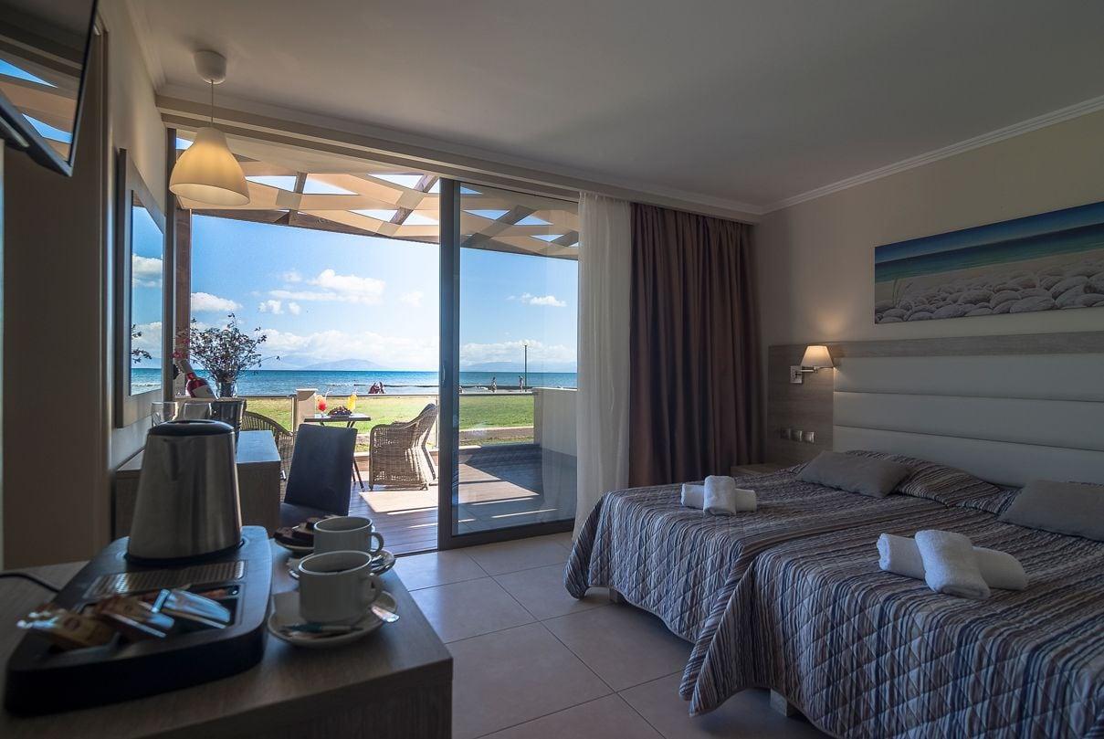 Messonghi Beach Holiday Resort Moraitika Bagian luar foto