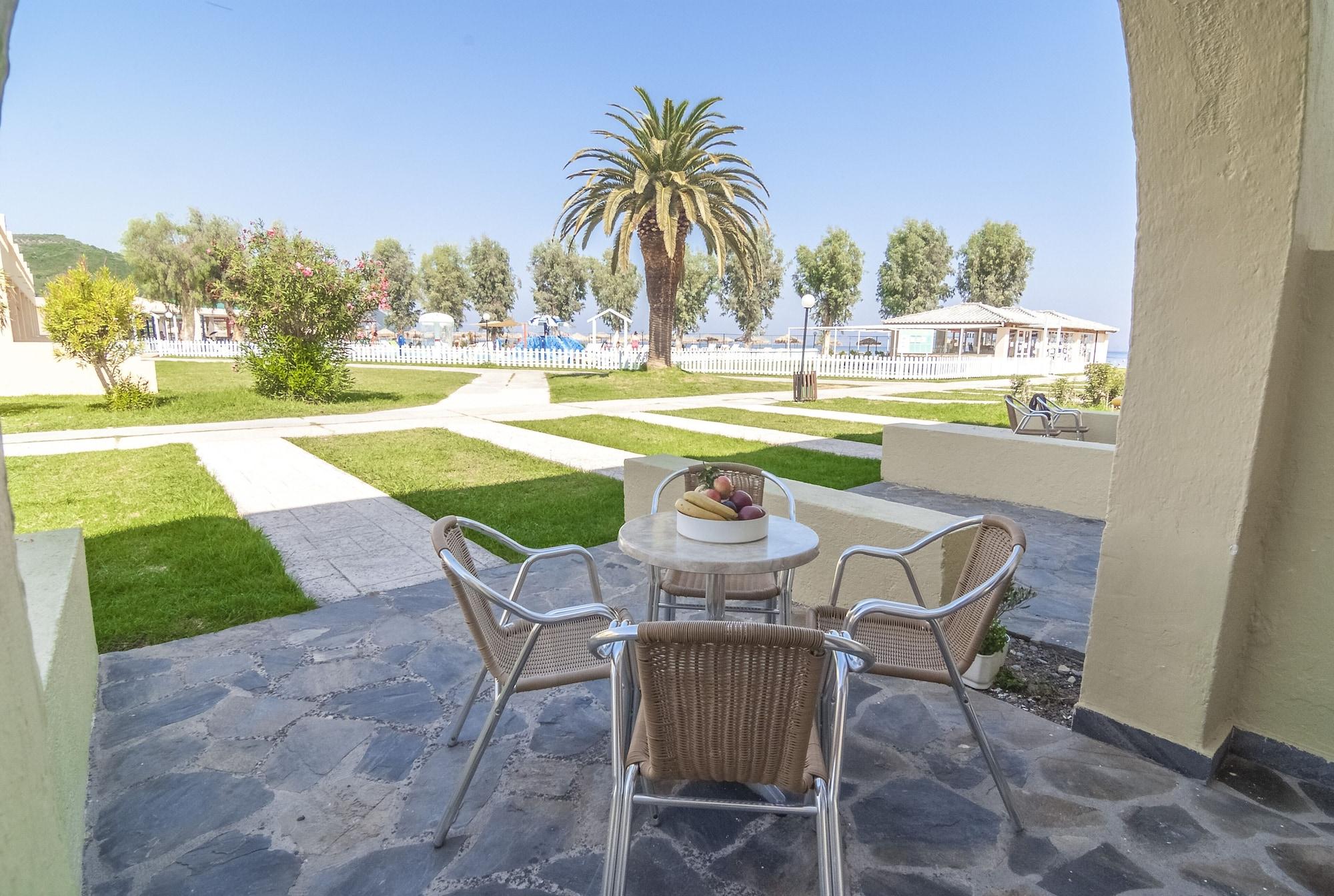 Messonghi Beach Holiday Resort Moraitika Bagian luar foto