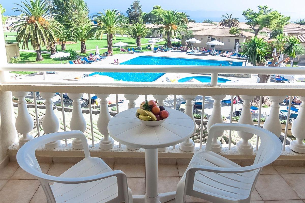 Messonghi Beach Holiday Resort Moraitika Bagian luar foto