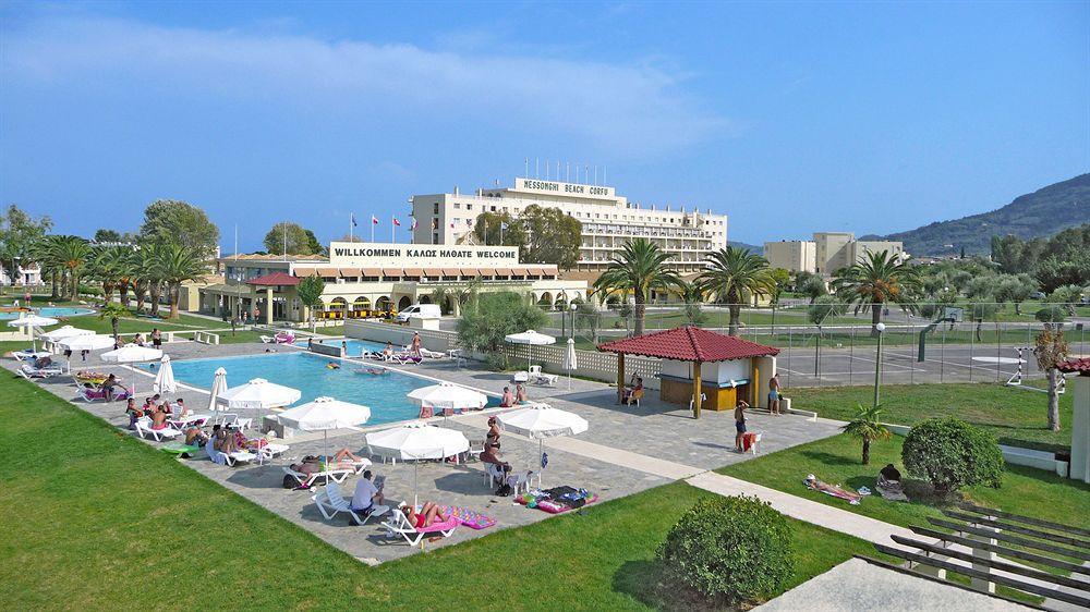 Messonghi Beach Holiday Resort Moraitika Bagian luar foto