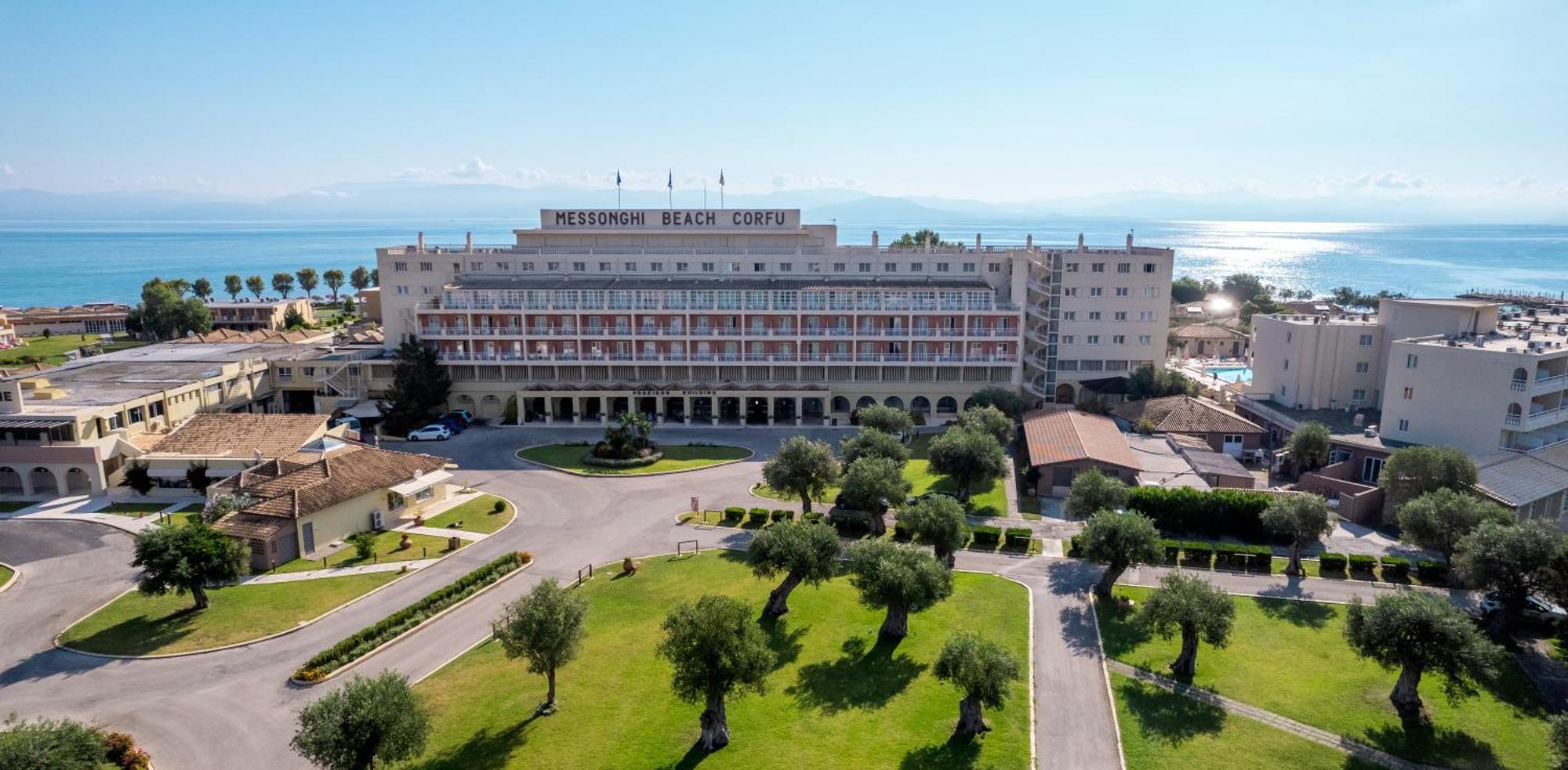 Messonghi Beach Holiday Resort Moraitika Bagian luar foto