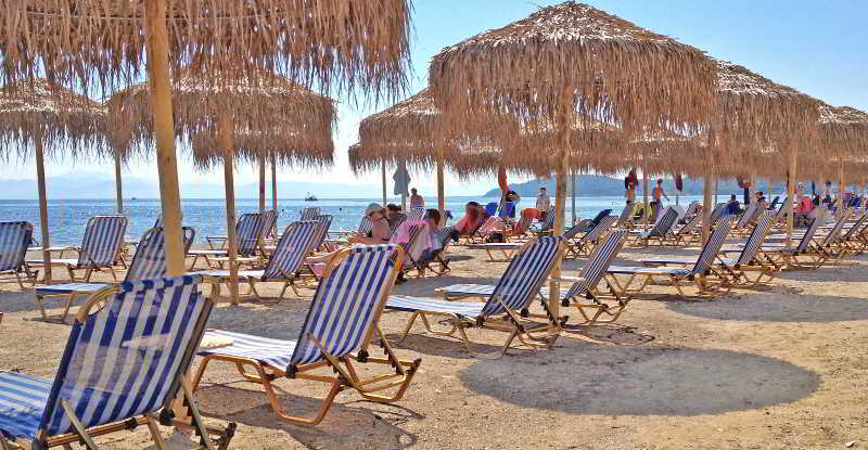 Messonghi Beach Holiday Resort Moraitika Bagian luar foto