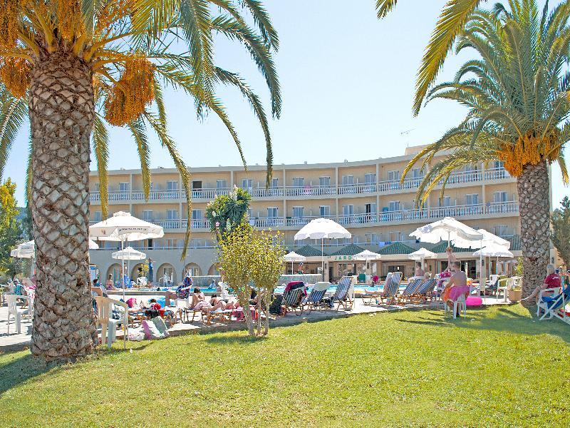 Messonghi Beach Holiday Resort Moraitika Bagian luar foto